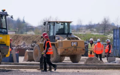 Conducteur d&rsquo;engins de chantier : formation, salaire et débouchés